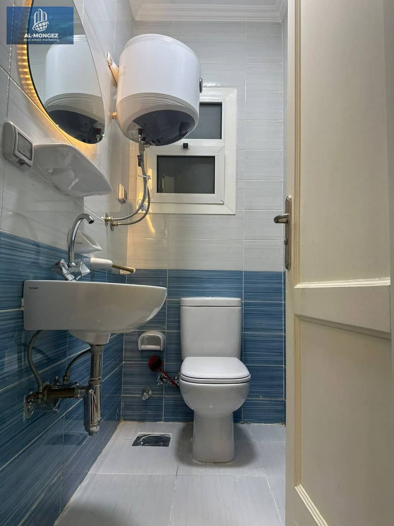 17 73a8aa7a-e673-4a34-a4b7-d9ae4bc0b45b. jpg