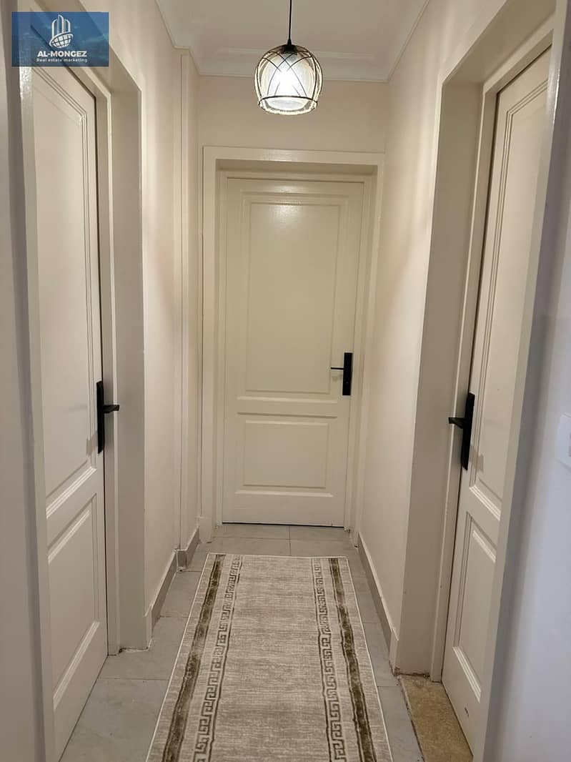 10 e182a7a7-556f-498f-a8a5-a3888b681de8. jpg