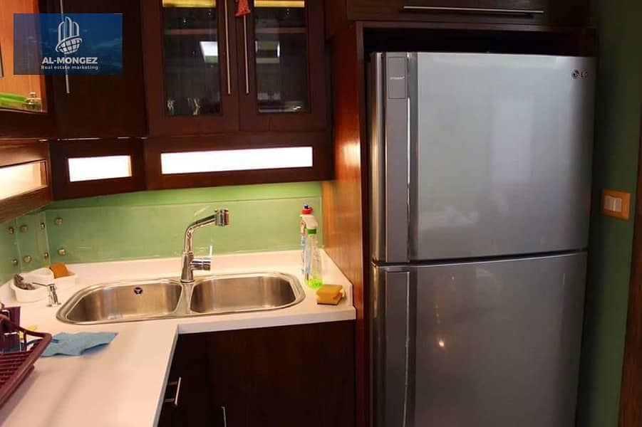 24 bd6b8c6c-8ebc-4fe1-b68f-c20655e33bf2. jpg