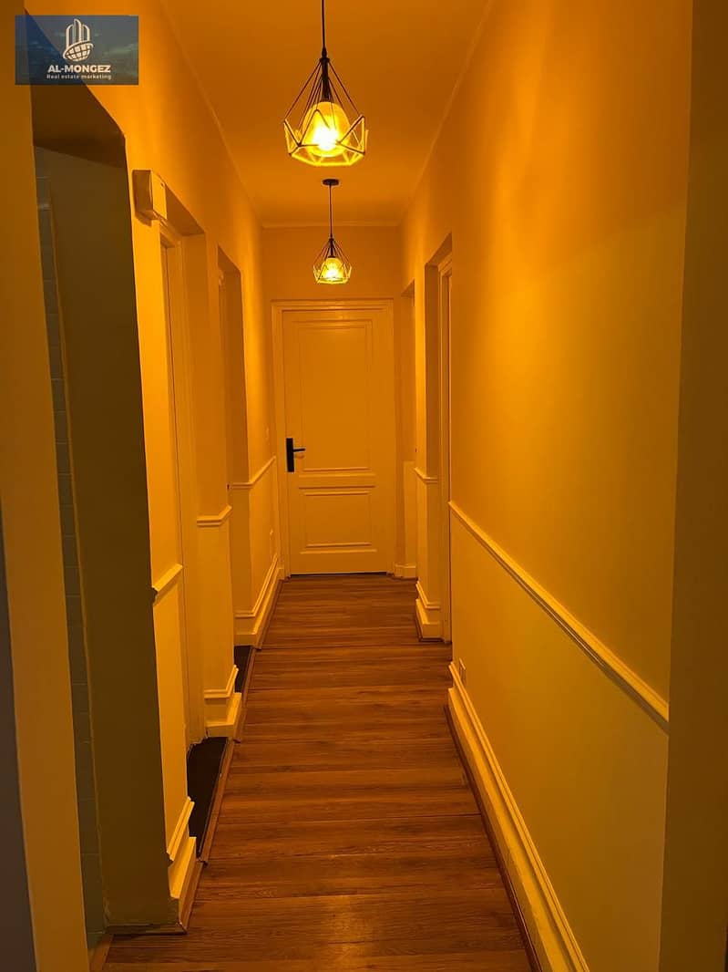 18 9220fcdc-c719-4619-8083-dd5f0d14a4f9. jpg