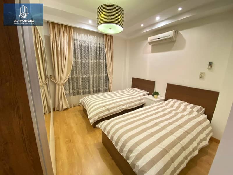 6 ef414f0f-2bc5-4169-a603-a1c8a0cc82f3. jpg