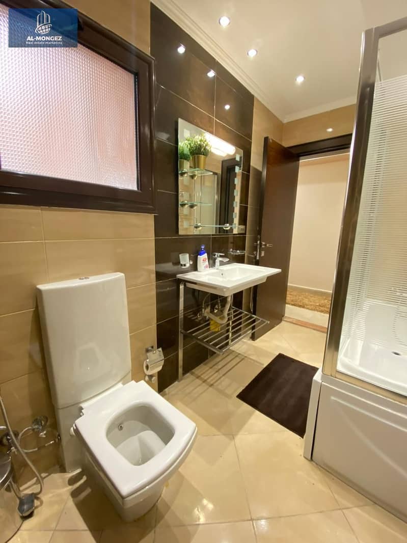 14 c02f579c-11b4-4caf-a486-773b22c61c48. jpg