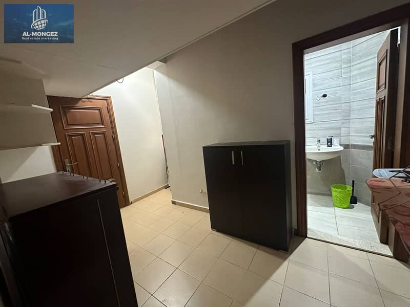 16 f54ff09b-297c-4c85-8b13-10b1ae142eff. jpg