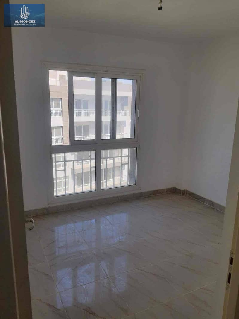 7 605102bb-a1d3-42eb-9d14-1cc21488ec80. jpg