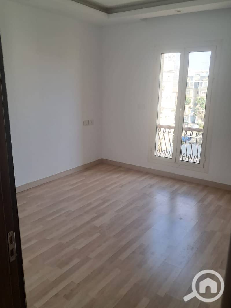 10 WhatsApp Image 2025-11-12 at 1.03. 44 PM (1). jpeg