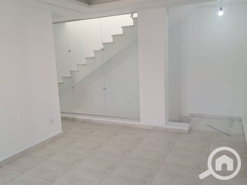 21 WhatsApp Image 2025-11-12 at 1.03. 52 PM. jpeg