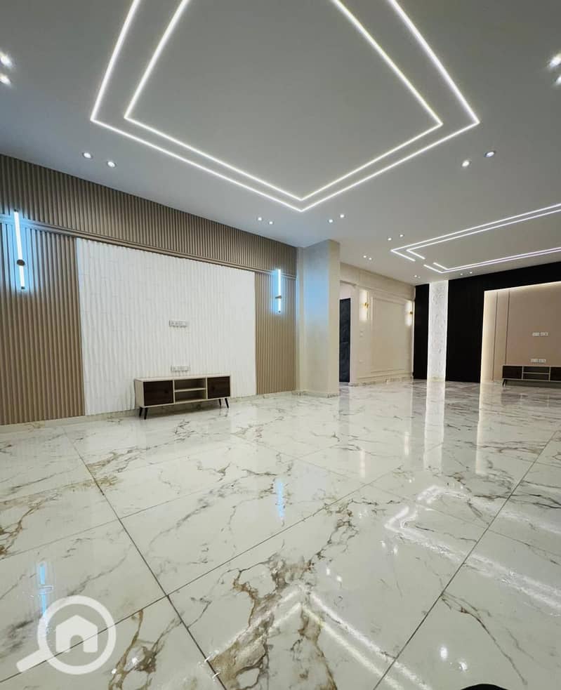 2 75ddc86a-e581-49ee-893a-0244e7b4953a. jpg