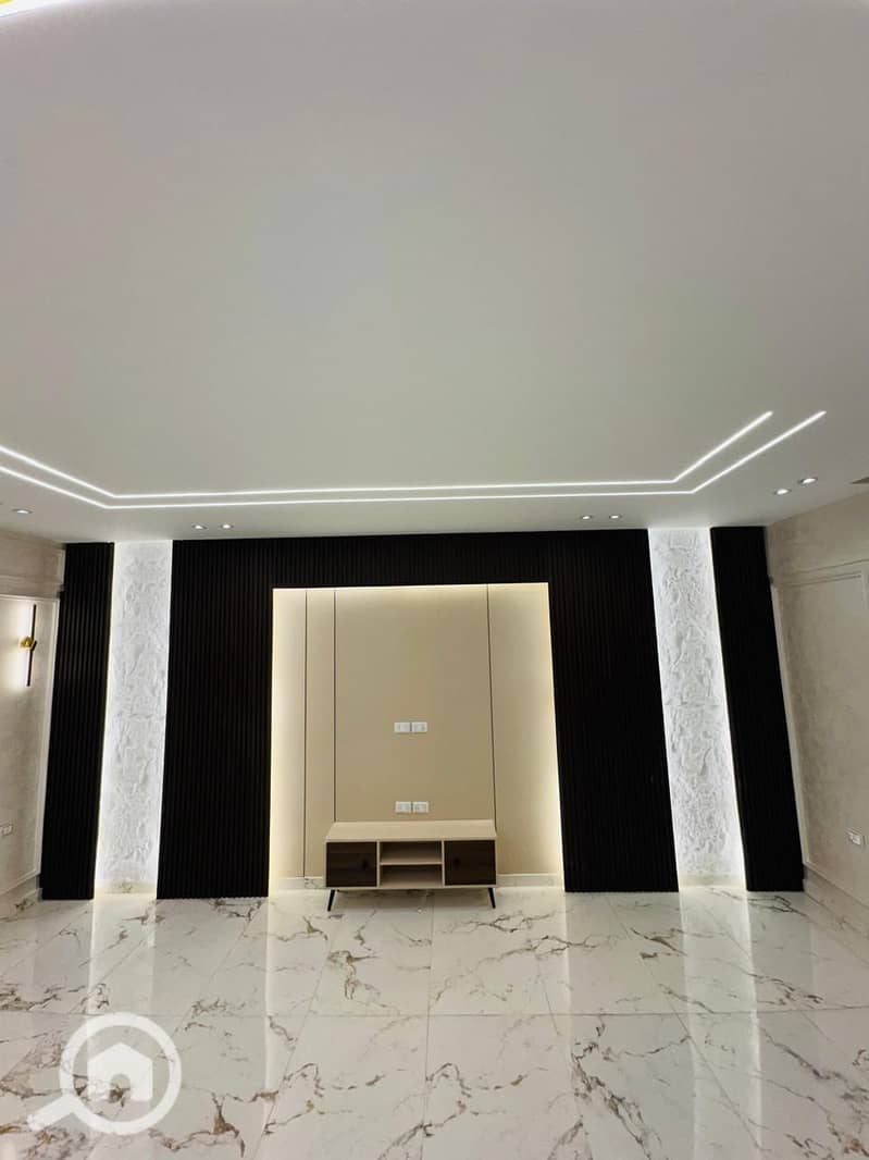 4 686b60da-bd54-42aa-84e1-046128ba2609. jpg