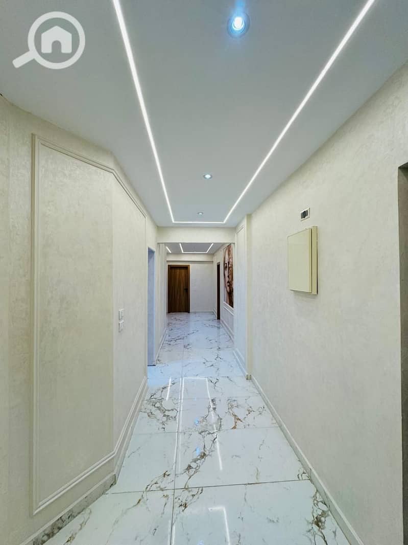 15 e6d0be92-d310-4127-b986-7241b791b319. jpg