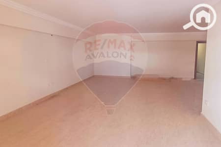 3 Bedroom Apartment for Rent in Smoha, Alexandria - 01. jpg