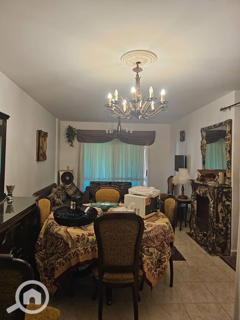 2 c81bce29-c621-469a-aacd-8dc9f4f27a57. jpg