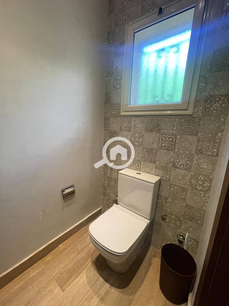 4 0a66c1fe-fbae-4e6c-822c-7700f2f0c785. jpeg