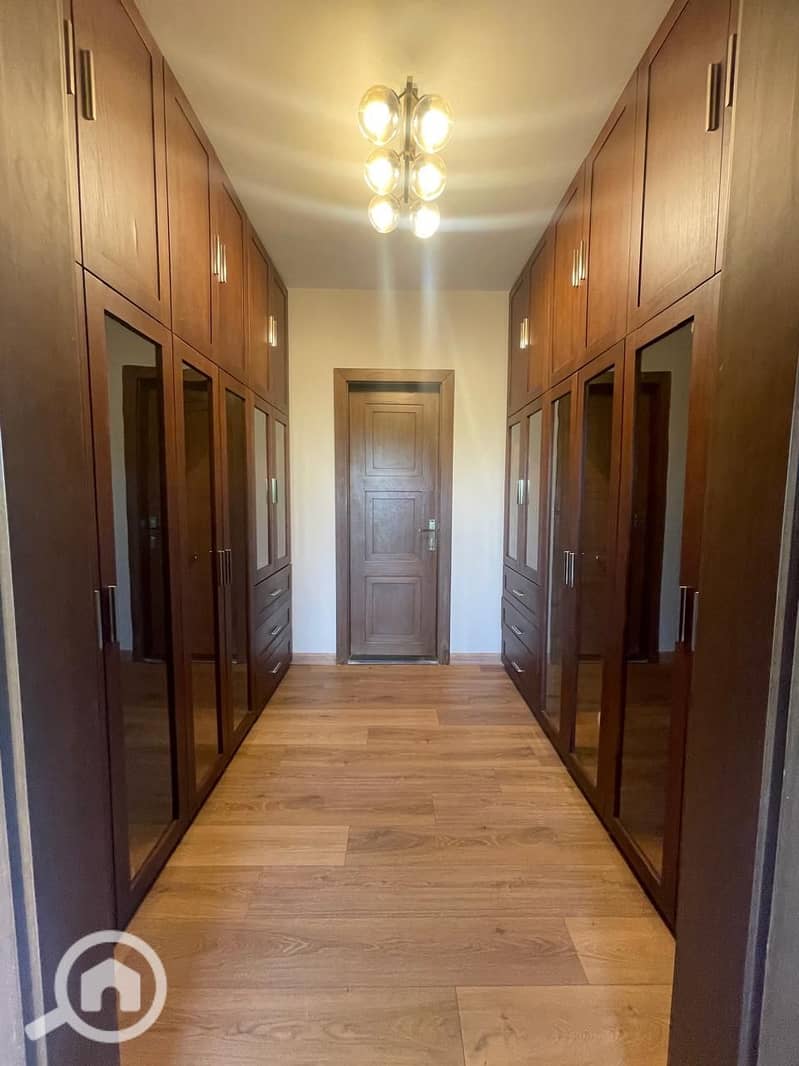 12 31f711ed-726c-4af9-ae10-b45e267f254d. jpeg