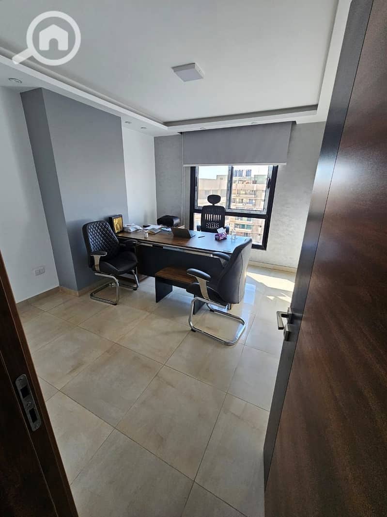 5 WhatsApp Image 2025-12-01 at 1.33. 09 PM (2). jpeg