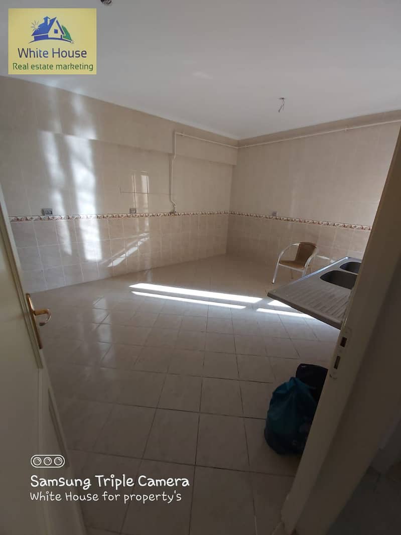 12 WhatsApp Image 2021-04-28 at 4.16. 49 PM (2). jpeg