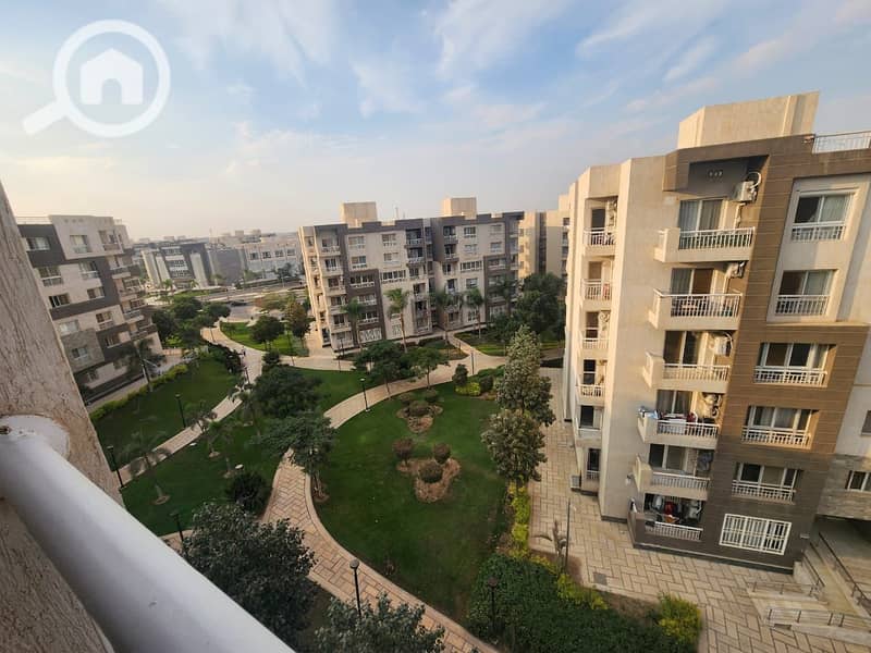 10 WhatsApp Image 2025-11-16 at 20.44. 55_045b0096. jpg