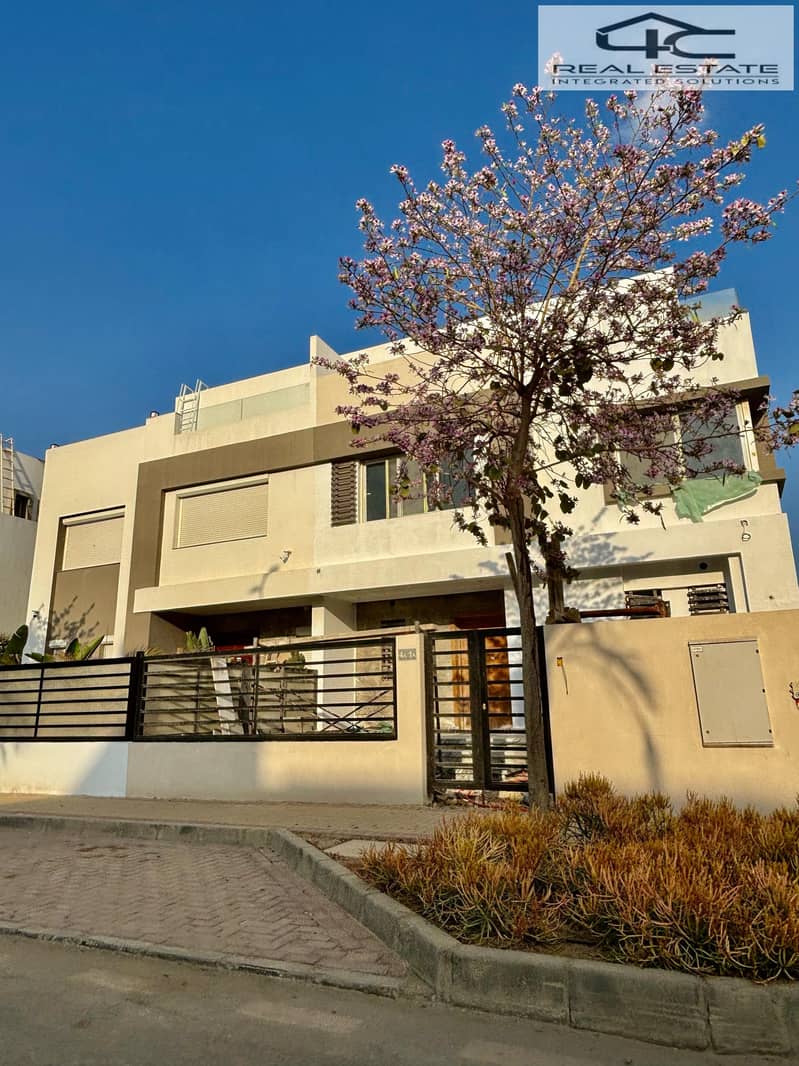 2 WhatsApp Image 2025-04-12 at 12.49. 45 PM (1). jpeg