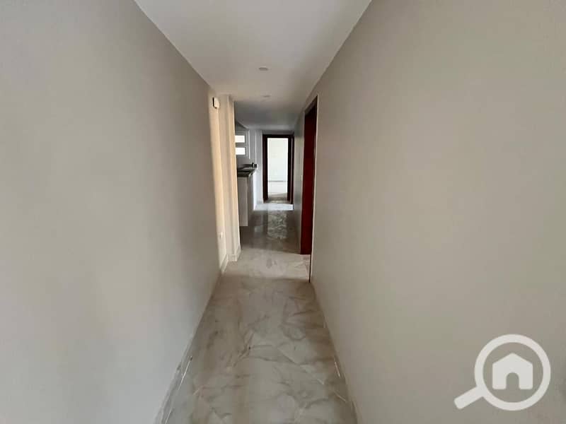 4 WhatsApp Image 2025-09-08 at 18.33. 45_c154197c. jpg