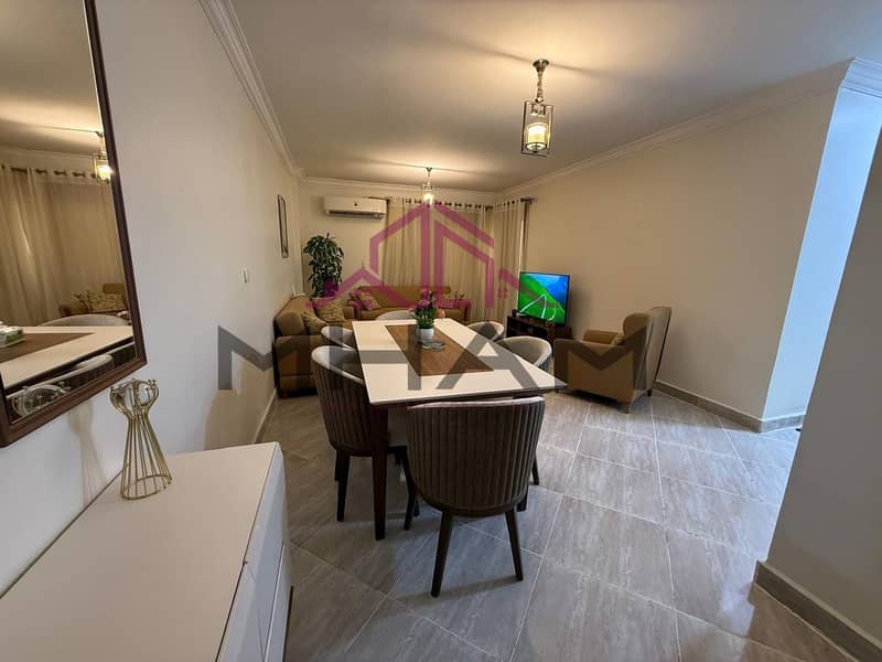 photo_5895596587138879392_y. jpg photo_5895596587138879392_y. jpg