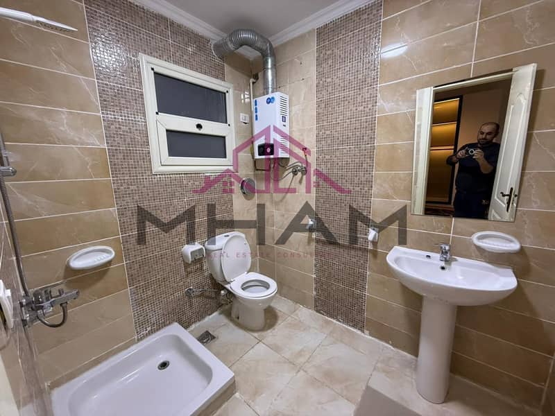 11 photo_5895596587138879403_y. jpg