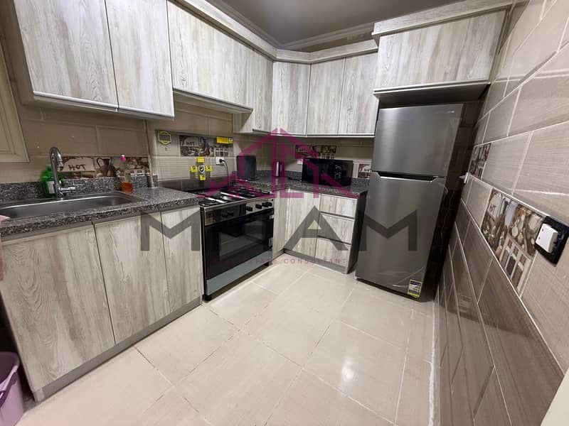 13 photo_5895596587138879405_y. jpg