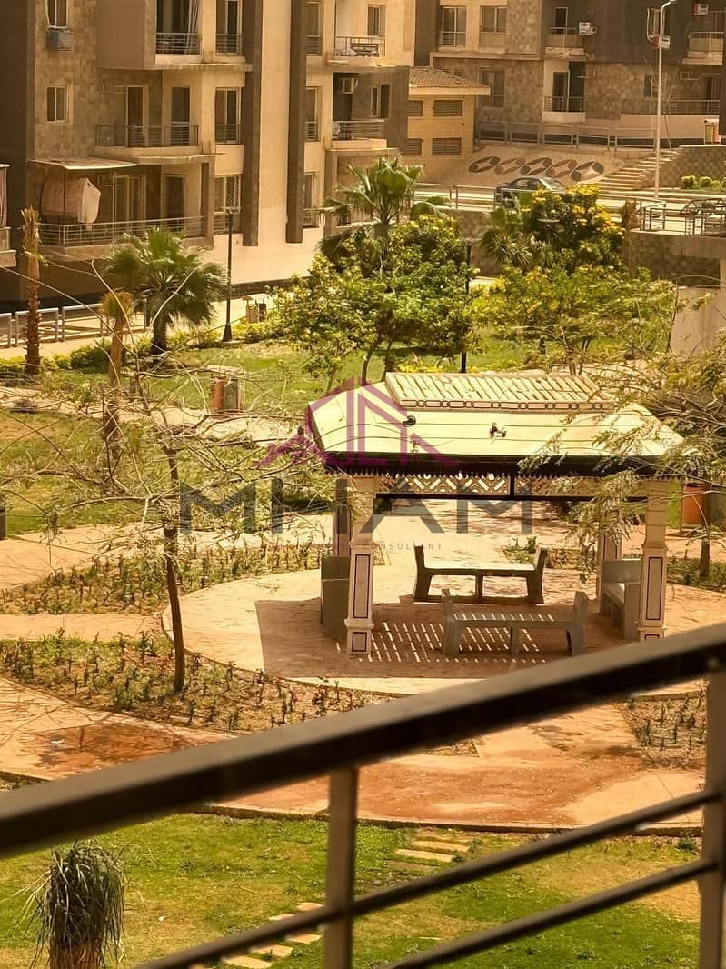 22 photo_5895596587138879410_y. jpg