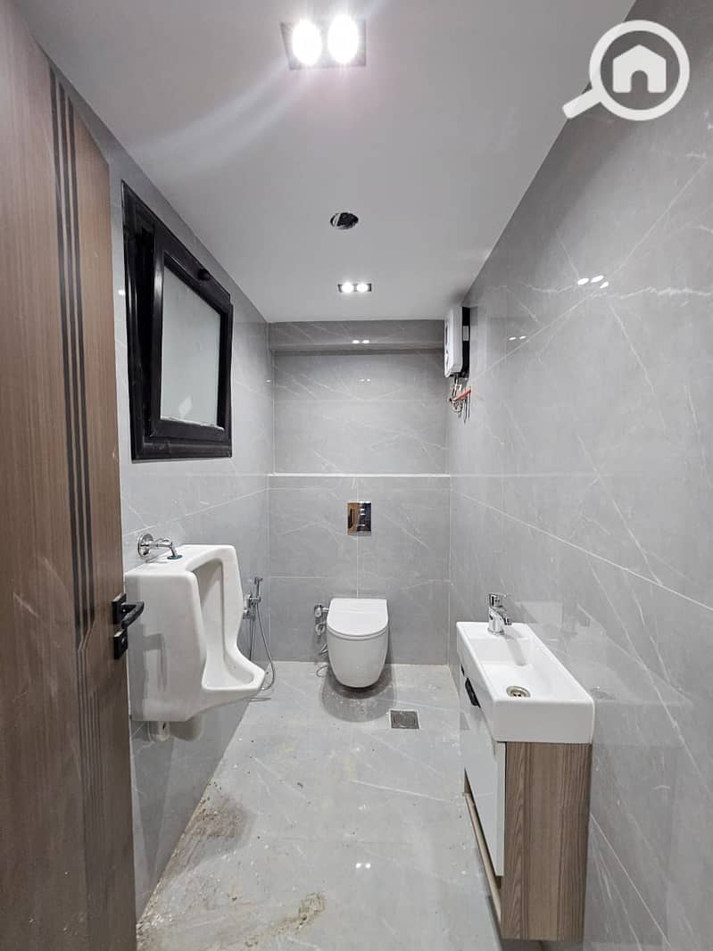 12 WhatsApp Image 2025-10-17 at 6.09. 35 PM (2). jpeg