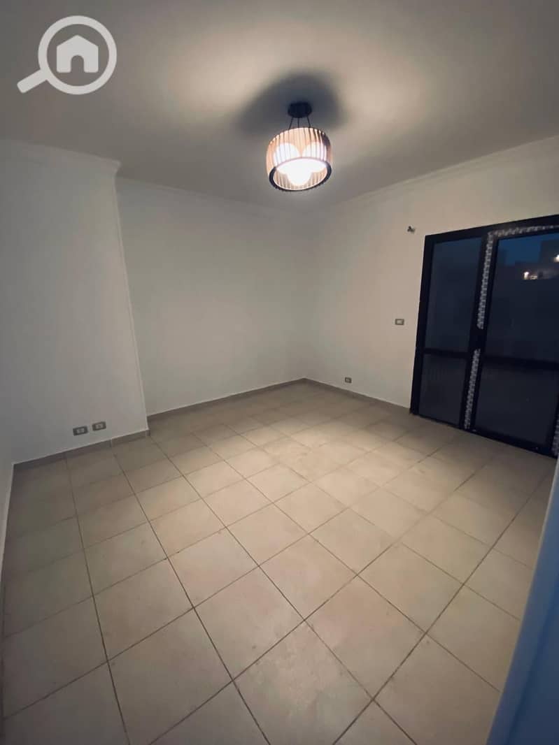 3 6c90ec35-4026-4416-82db-63713ec42319. jpg