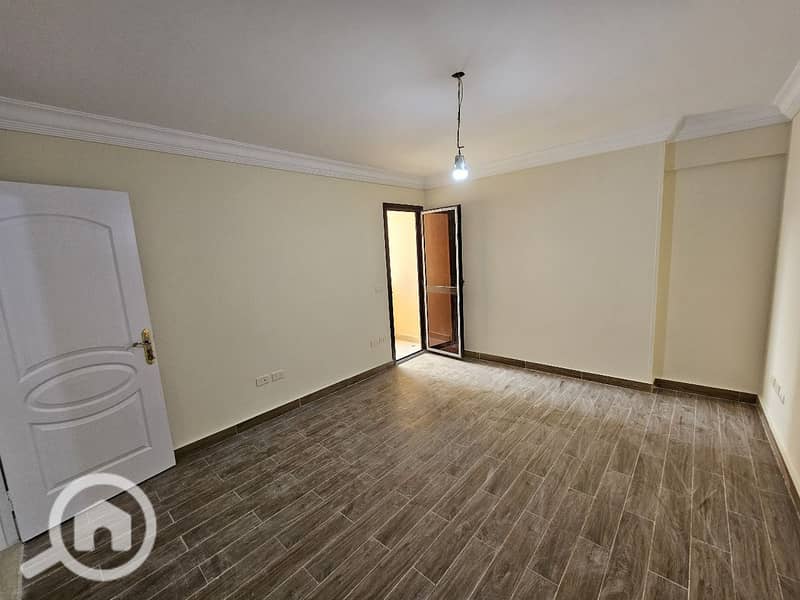 2 826c6b29-a66e-4994-819a-7b4f13751e48. jpg