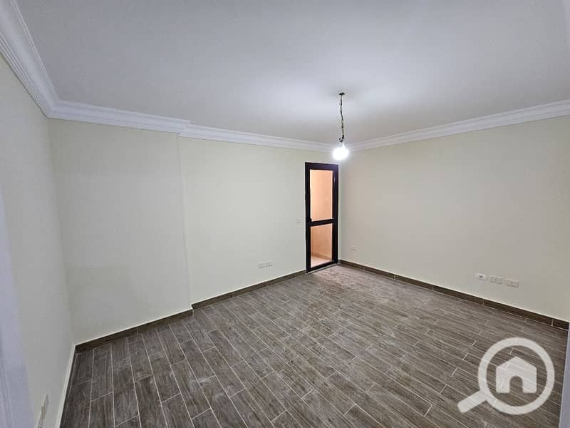 3 6f6b2ab1-d710-42d7-8847-00bc69cbc4e3. jpg