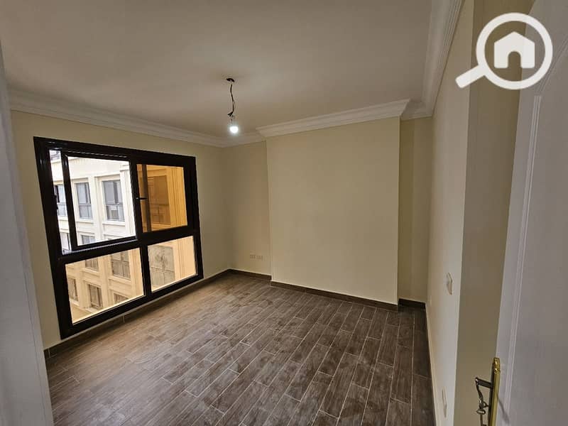 5 96a49e8c-dfb3-4f9c-b5ac-1d51e00732ae. jpg