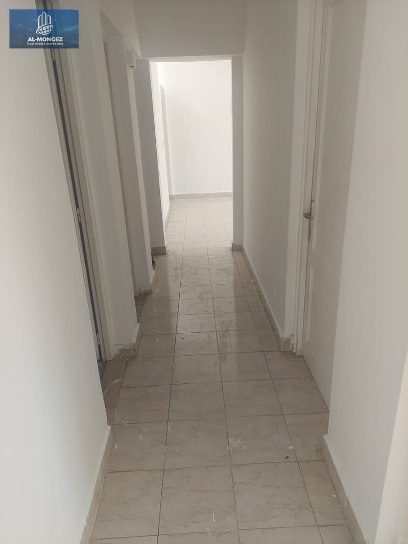 3 8188f604-0765-42c5-8a85-976b855a21fb. jpeg