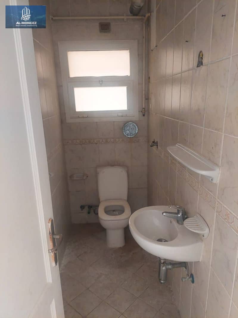 7 b129c0bd-41cd-4743-b74e-5f49045ae7ed. jpeg