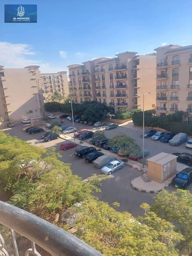 10 83e1aa13-35a2-489e-b1d4-f9407dc5dadc. jpeg