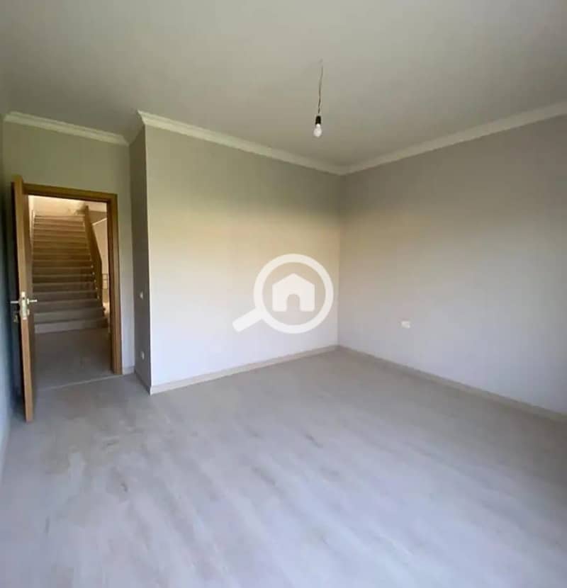 7 WhatsApp Image 2024-12-02 at 1.36. 31 PM (2). jpeg