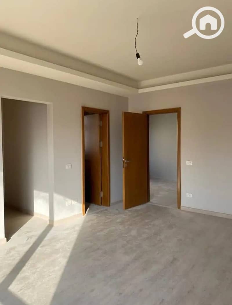 8 WhatsApp Image 2024-12-02 at 1.36. 31 PM. jpeg