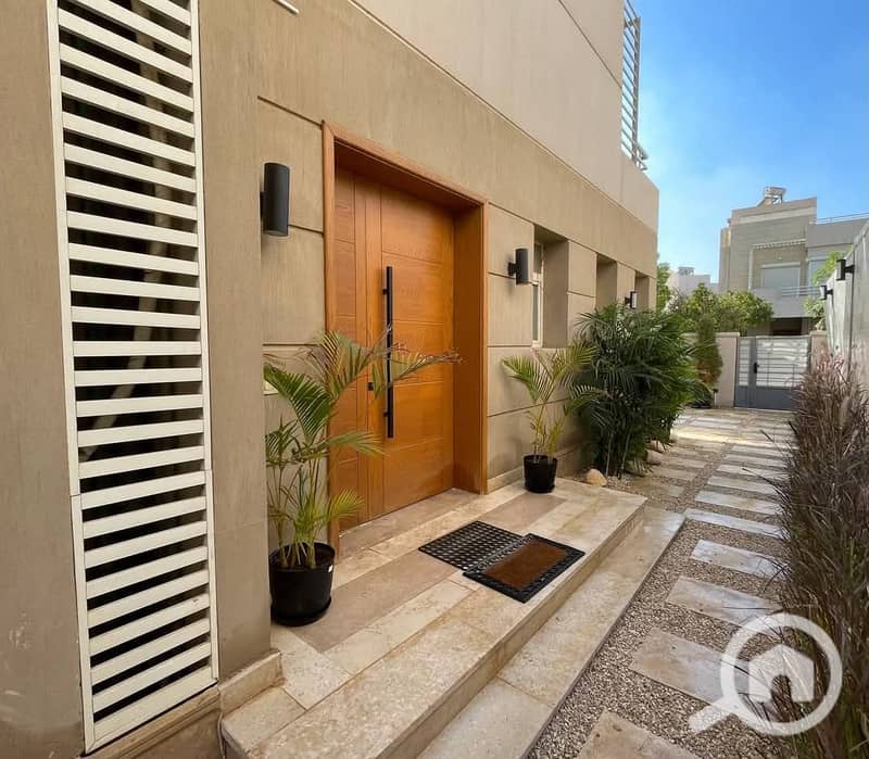 10 WhatsApp Image 2025-01-13 at 3.49. 04 PM. jpeg