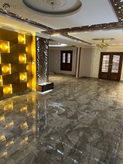 4 Bedroom Apartment for Sale in Zahraa Al Maadi, Cairo - WhatsApp Image 2025-11-10 at 11.39. 54_83632f44. jpg