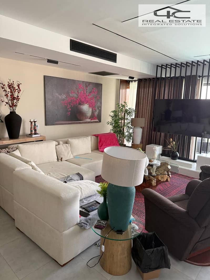 2 WhatsApp Image 2025-12-10 at 23.40. 37. jpeg