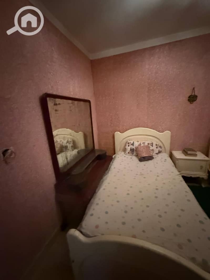 7 c38134ad-dcce-4136-8ef5-18829fa39076. jpg