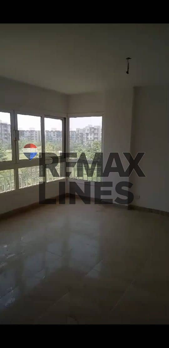 2 WhatsApp Image 2025-12-11 at 15.10. 08 (1). jpeg