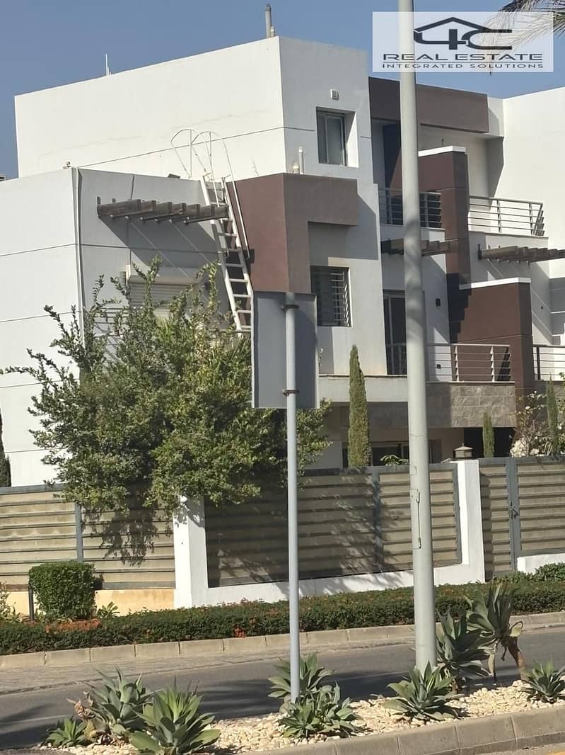 9 WhatsApp Image 2024-10-30 at 3.04. 50 PM (2). jpeg