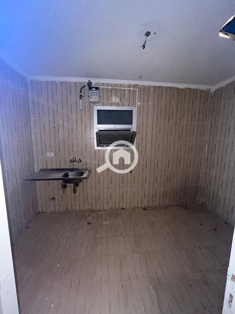 8 WhatsApp Image 2025-12-11 at 12.00. 26 (1). jpeg