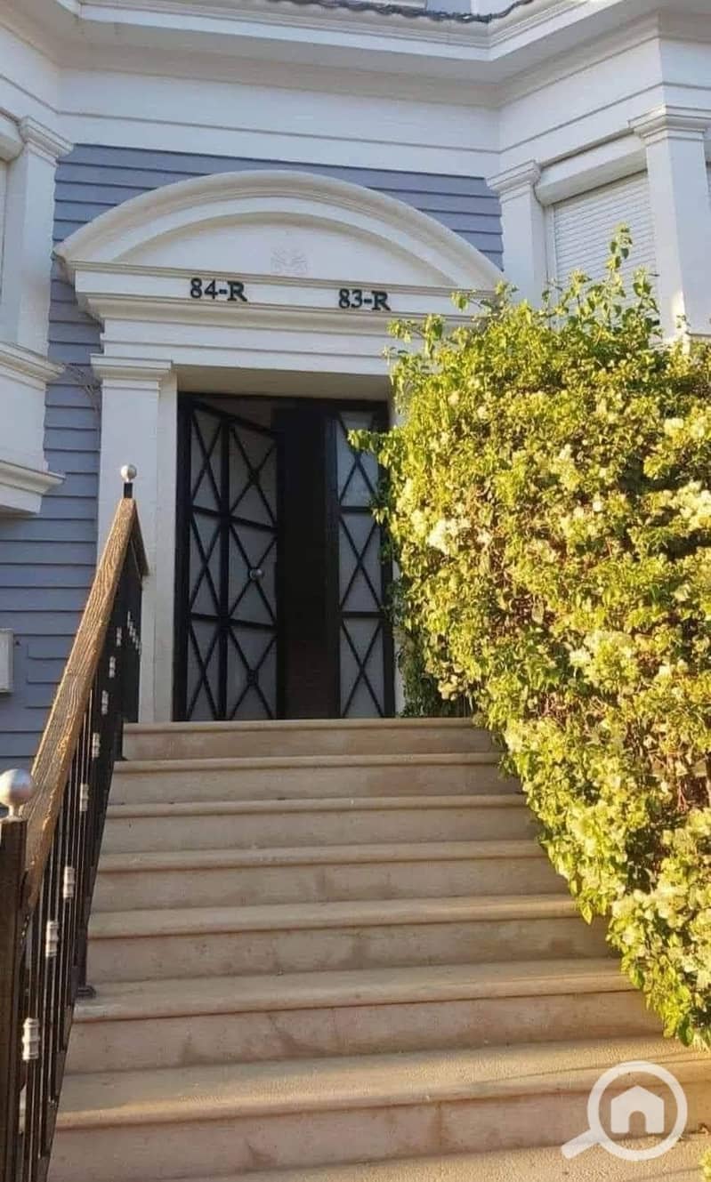 10 480879764_941505621522594_5286894931321131207_n. jpg