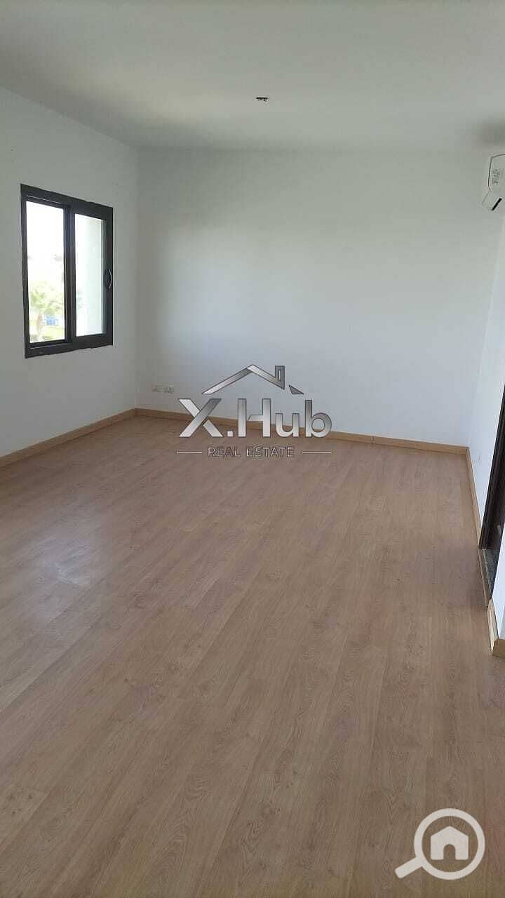 2 29d0231e-b0c8-4d4f-8e33-85449fb37a3e. jpg