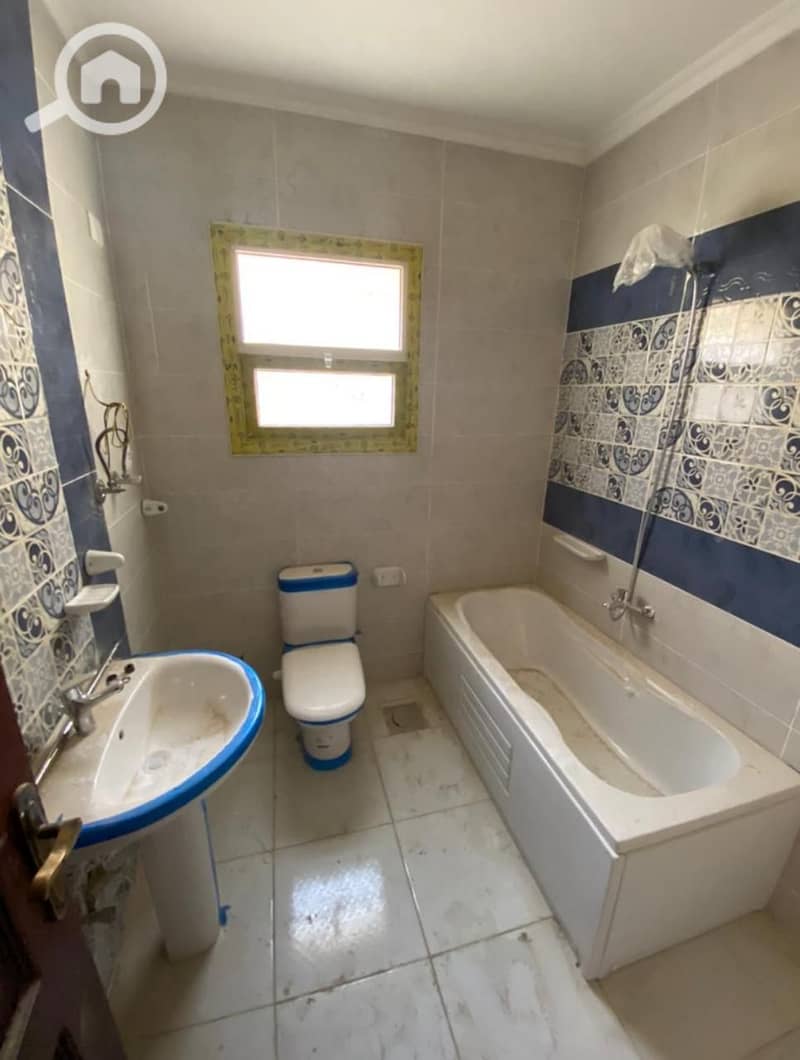 3 WhatsApp Image 2025-11-24 at 11.27. 30_cc00d808. jpg