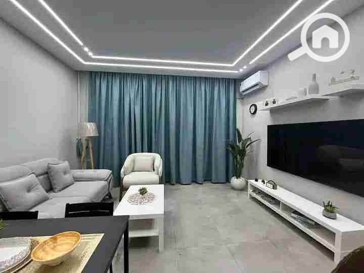 1000247681. jpg 1000247681. jpg