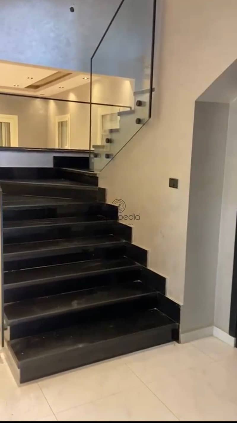 6 WhatsApp Image 2025-12-10 at 12.43. 15 PM (1). jpeg