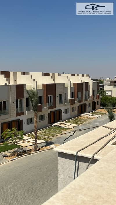 4 Bedroom Townhouse for Sale in New Cairo, Cairo - WhatsApp Image 2025-11-14 at 4.16. 46 PM (1). jpeg 4 Bedroom Townhouse for Sale in New Cairo, Cairo - WhatsApp Image 2025-11-14 at 4.16. 46 PM (1). jpeg
