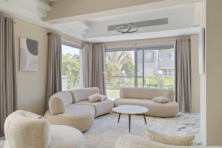 IMG_7741-Edit. jpg IMG_7741-Edit. jpg